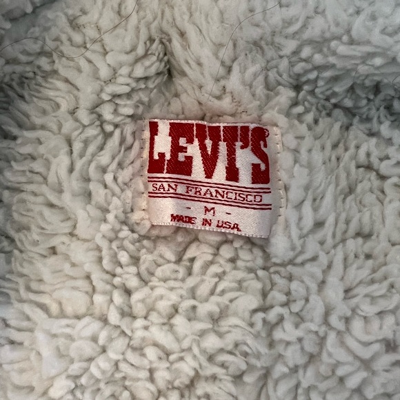 Levi’s Denim Jacket - Picture 3 of 3